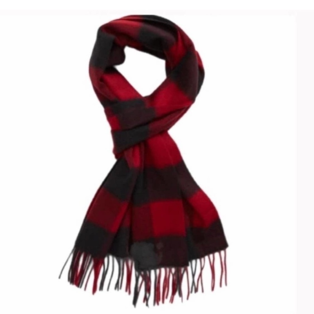 Nordstrom red Buffalo Plaid cashmere scarf